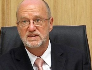 Derek_hanekom xxx